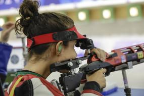 margarida-lapa-e-beatriz-monteiro-com-diplomas-paralimpicos