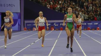 carolina-duarte-na-final-dos-400m-t13