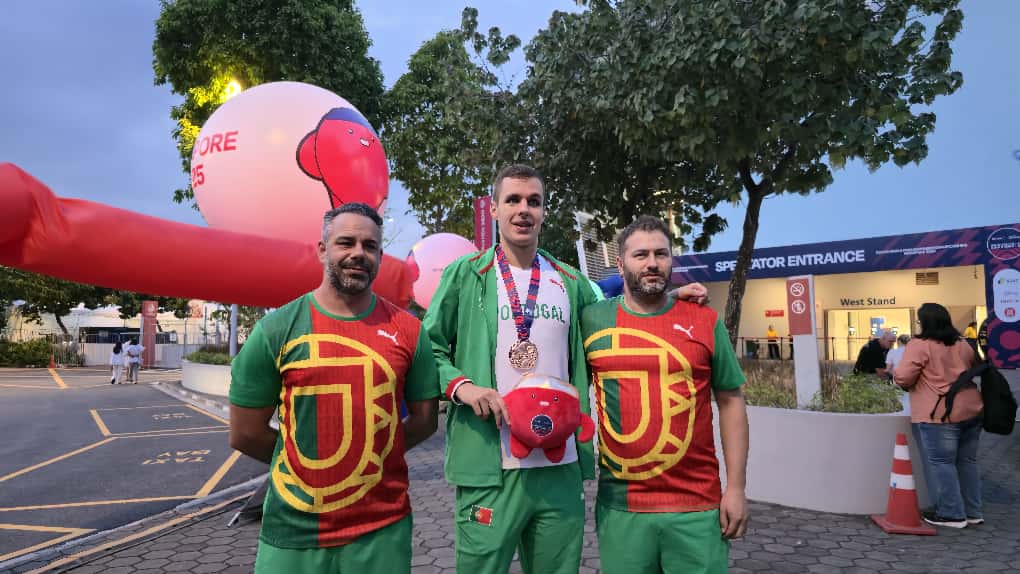 Marco Meneses conquista medalha de bronze nos Mundiais de Natação