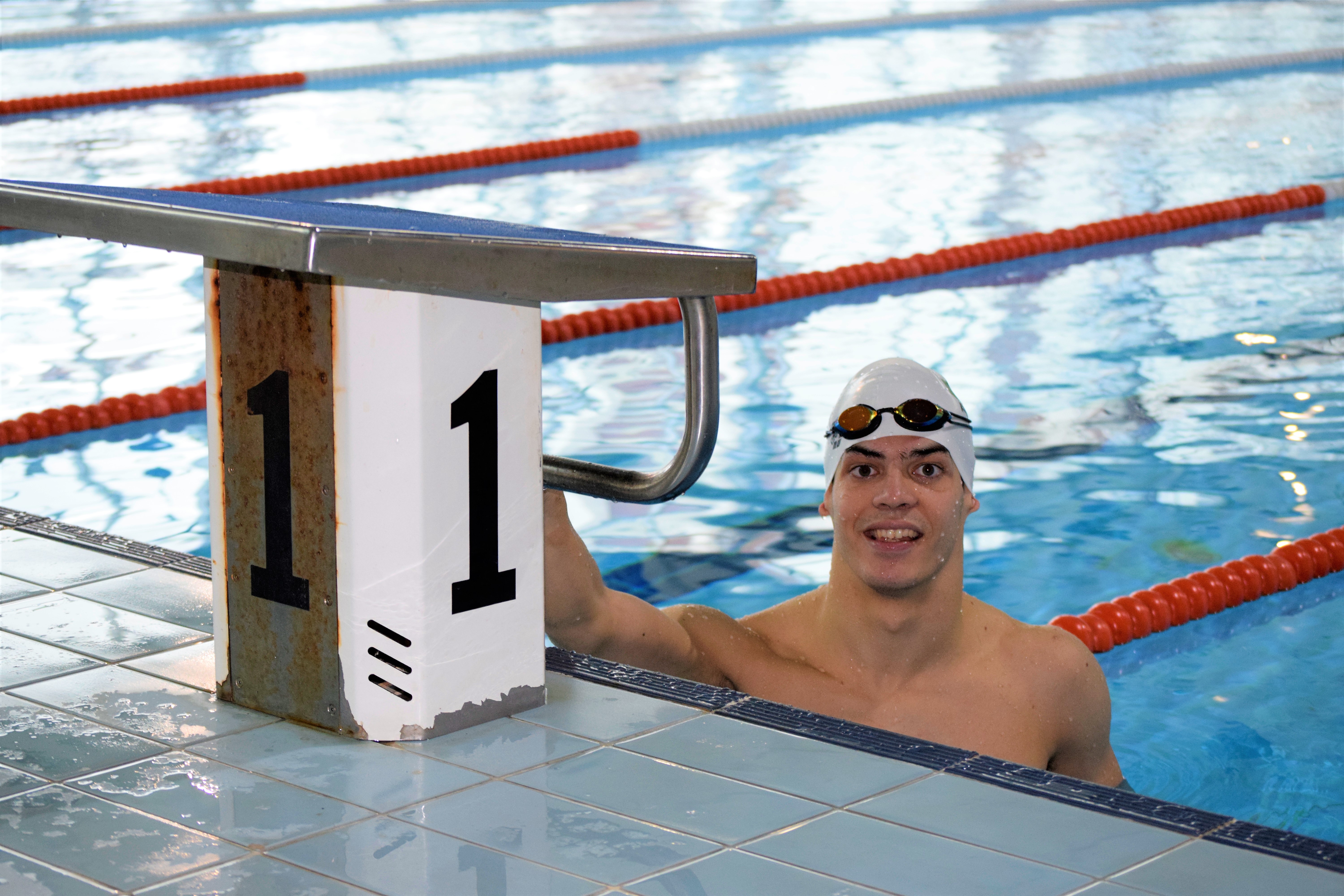 Swimmers of the Paralympic and Deaflympic Programs compete in National Championship