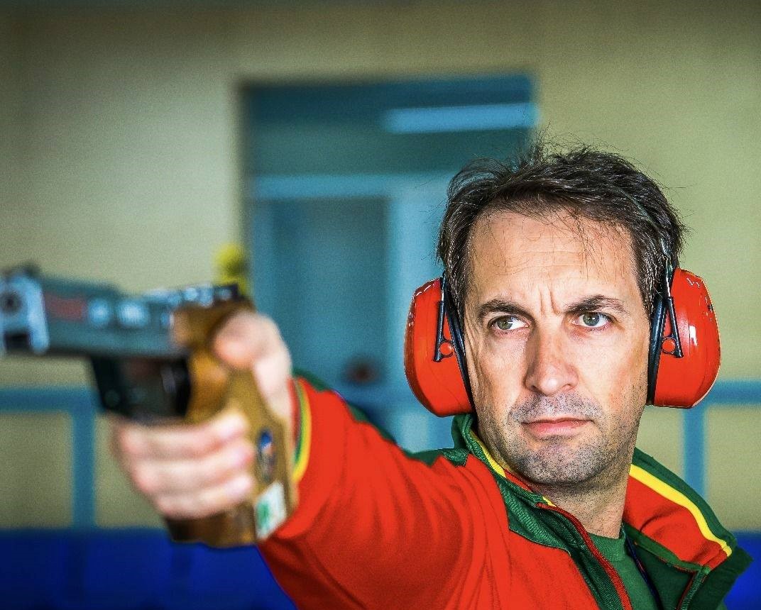 Adelino Rocha compete na Taça do Mundo de Tiro