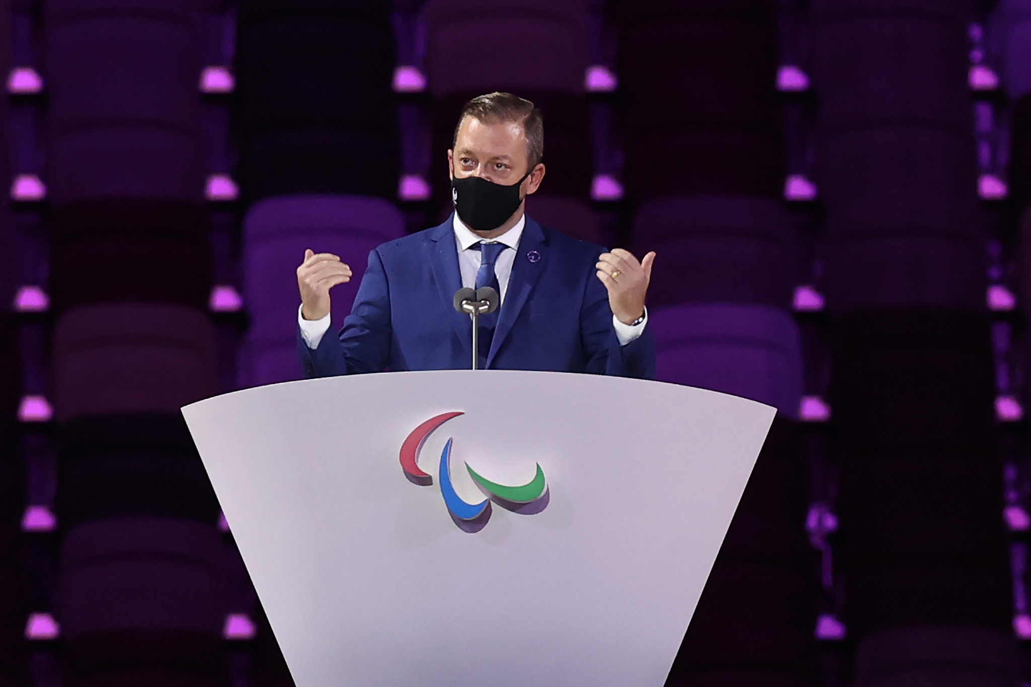 Andrew Parsons reeleito presidente do Comité Paralímpico Internacional