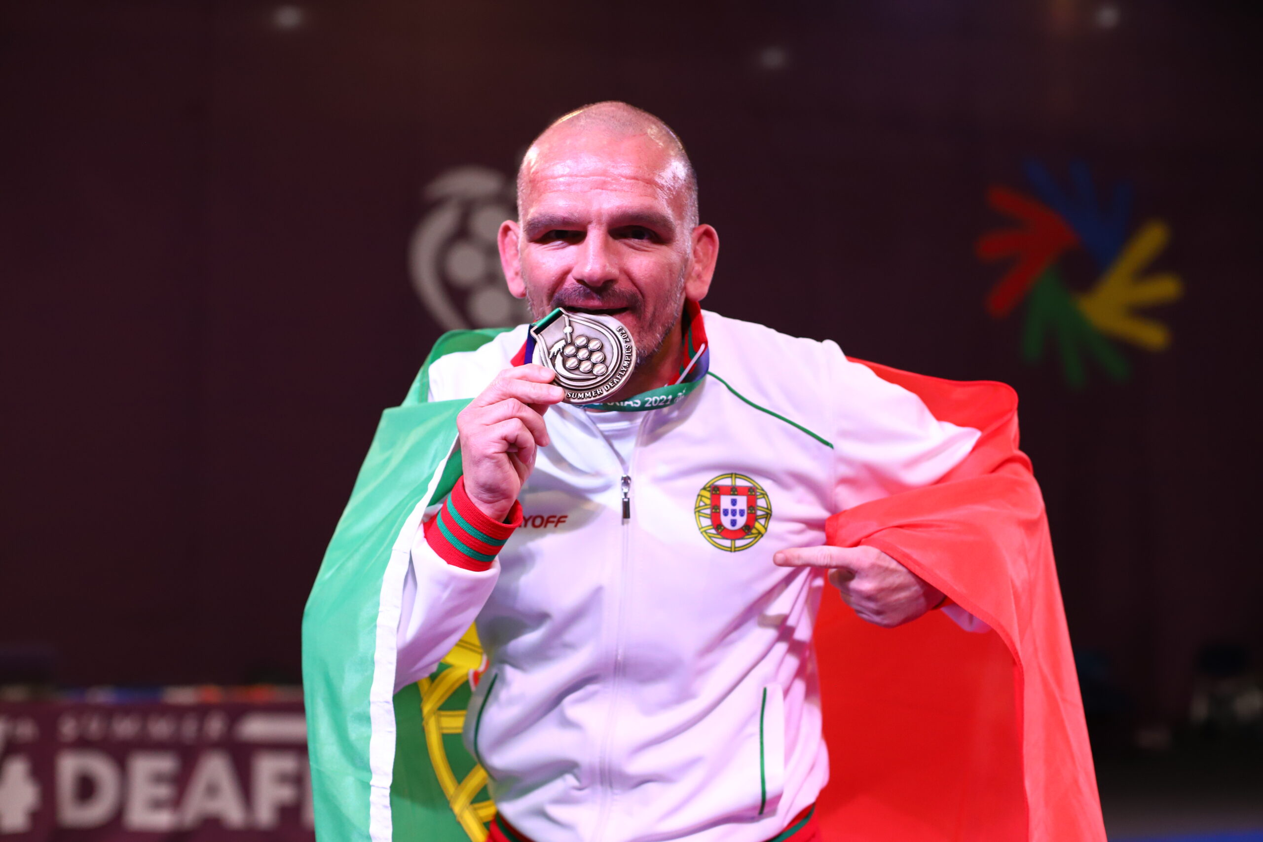 Hugo Passos conquista a medalha de bronze nos Jogos Surdolímpicos
