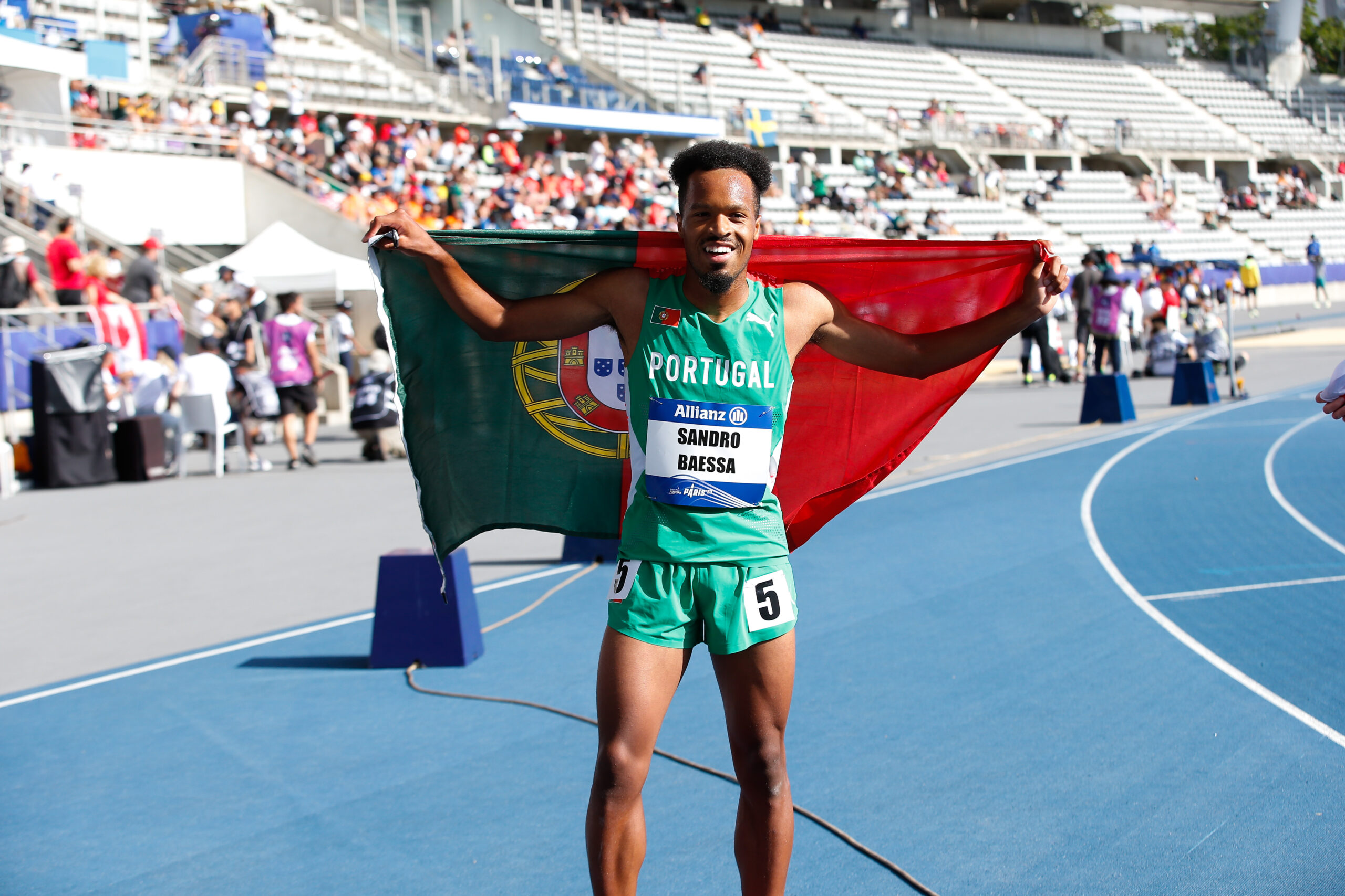 Sandro Baessa conquista o bronze no Mundial de Atletismo